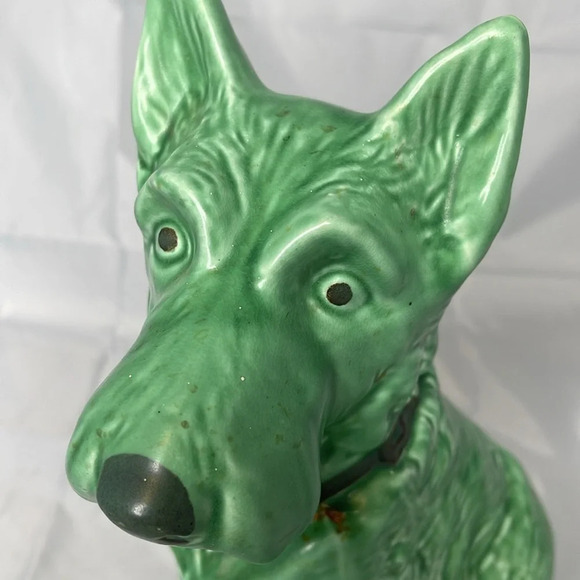 VINTAGE Sylvac Green Terrier Sitting Dog Figurine Made in England * Damaged  * - Picture 8 of 16